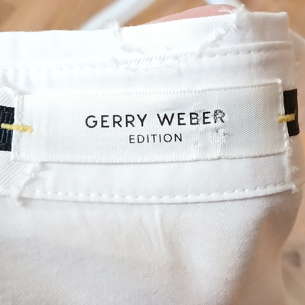 NWOT Gerry Weber Textured Patterned Tuxedo Style Blouse Size 6 - Picture 7 of 7